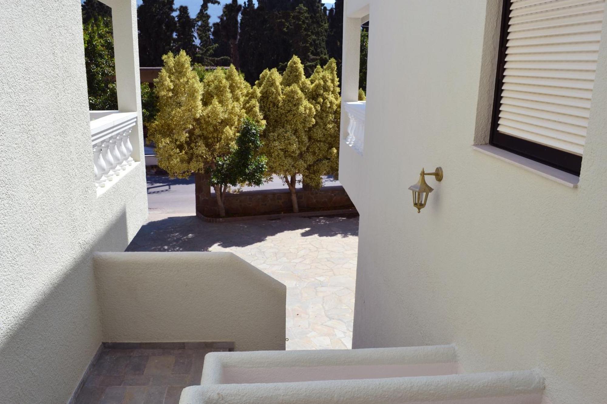 To Spiti Tis Eirinis Apartment Poros Town Ngoại thất bức ảnh