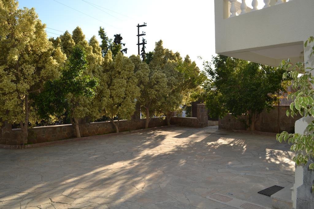 To Spiti Tis Eirinis Apartment Poros Town Ngoại thất bức ảnh
