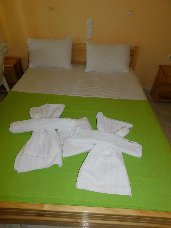To Spiti Tis Eirinis Apartment Poros Town Ngoại thất bức ảnh