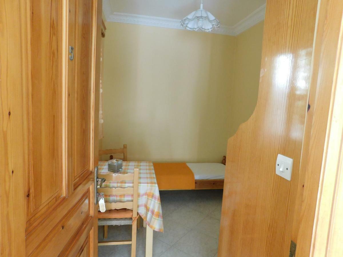 To Spiti Tis Eirinis Apartment Poros Town Ngoại thất bức ảnh
