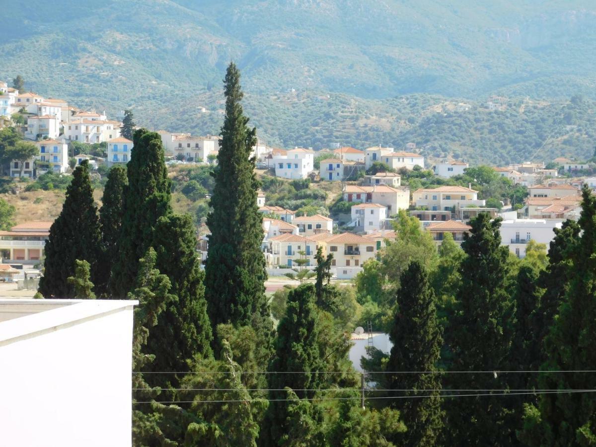 To Spiti Tis Eirinis Apartment Poros Town Ngoại thất bức ảnh