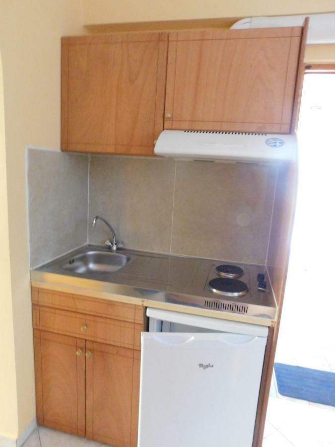 To Spiti Tis Eirinis Apartment Poros Town Ngoại thất bức ảnh